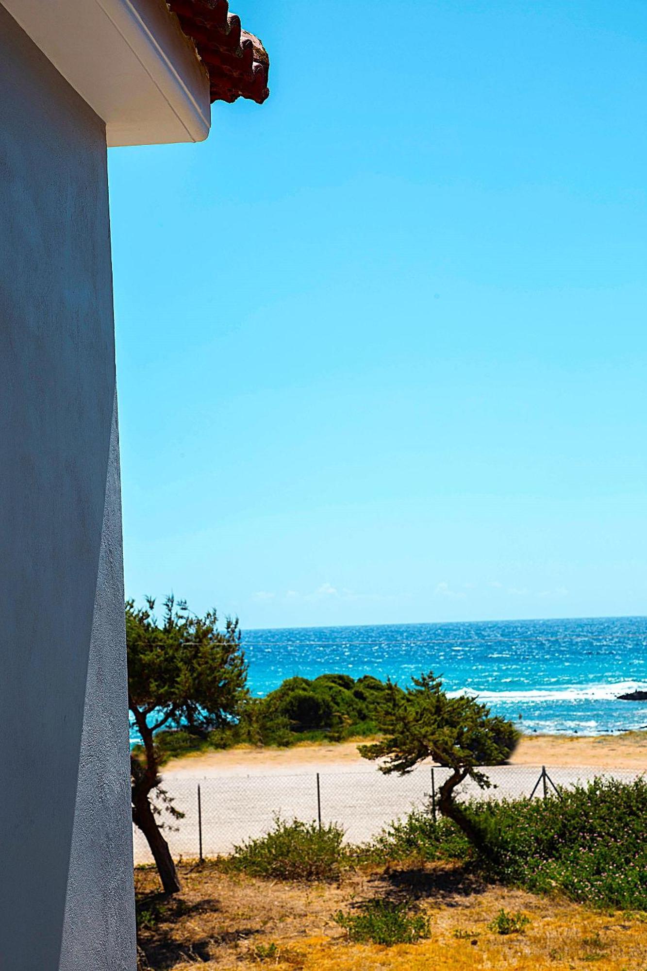 Romanos Beach Villas Exterior foto